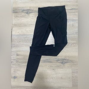 W’s LuluLemon Fast & Free Tights - Size 6